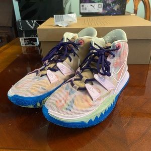 Kyrie 7 ‘1 World 1 People’